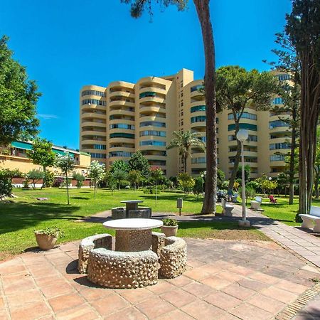 Апартаменты El Rocio En La Playa De Cariluela Торремолинос Экстерьер фото